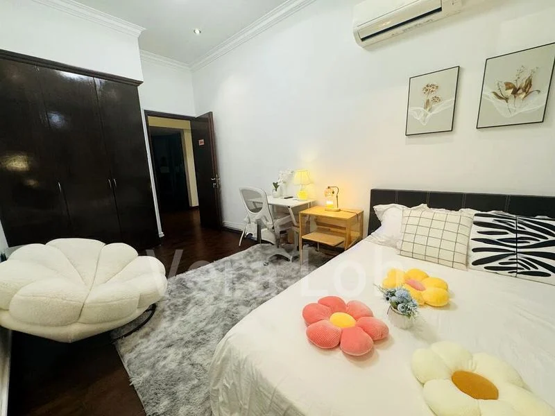 7 Bed Terraced House (Landed) for Rent in  Kew Vale - Image 8