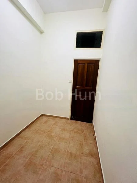 3 Bed Condo for Rent in Clementi Park - Image 9