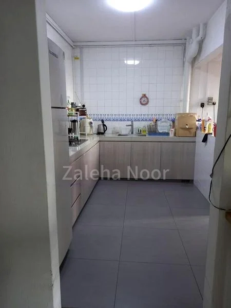 Room (HDB) for Rent in  145 Pasir Ris Street 11 - Image 2