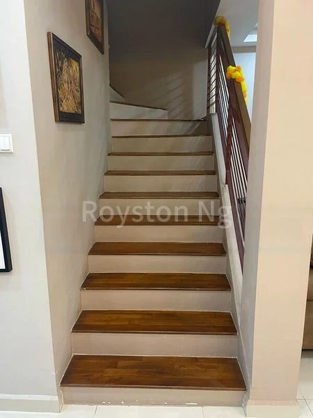 6 Bed Terraced House (Landed) for Sale in  Macpherson Road - Image 3