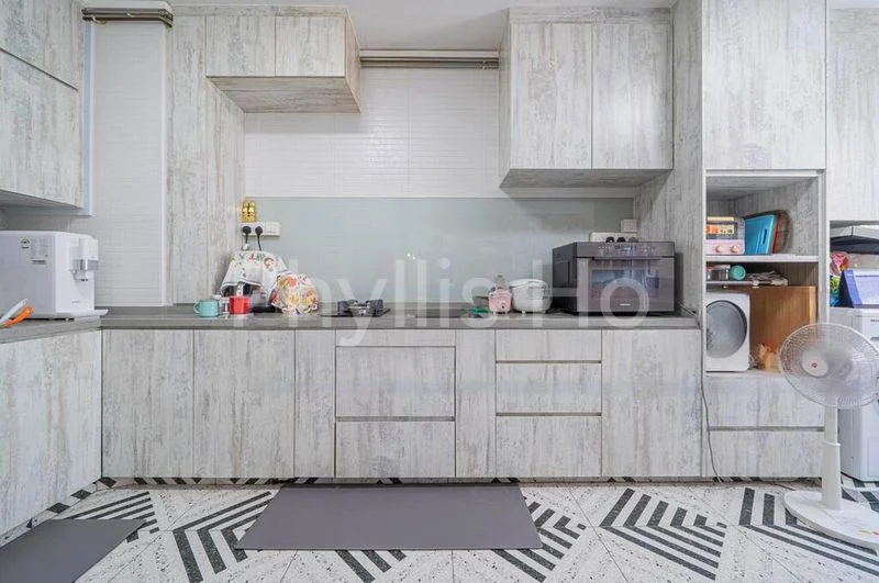 4 Room (4A) HDB for Sale in  866 Yishun Street 81 - Image 1