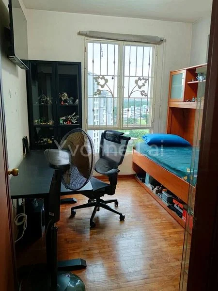 Common Room (Condo) for Rent in  Yishun Emerald - Image 10