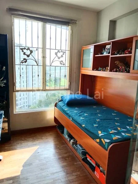 Common Room (Condo) for Rent in  Yishun Emerald - Image 7