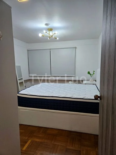 Common Room (Condo) for Rent in Fook Hai Building - Image 2