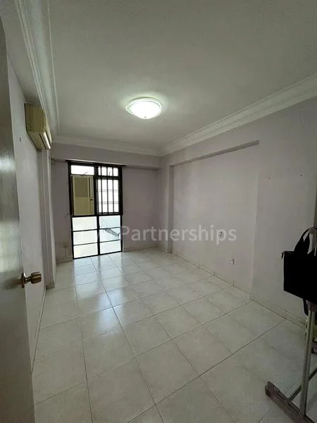 4 Room (4A) HDB for Sale in  532 Woodlands Drive 14 - Image 11