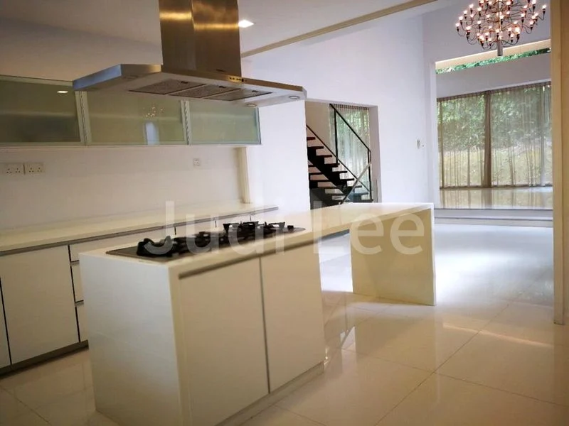 4 Bed Bungalow (Landed) for Rent in  Woollerton Park - Image 5