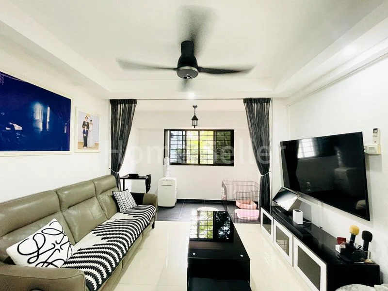 Maisonette HDB for Sale in 636 Woodlands Ring Road - Image 1