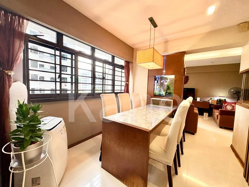 4 Room (4A) HDB for Sale in  17A Telok Blangah Crescent - Image 2