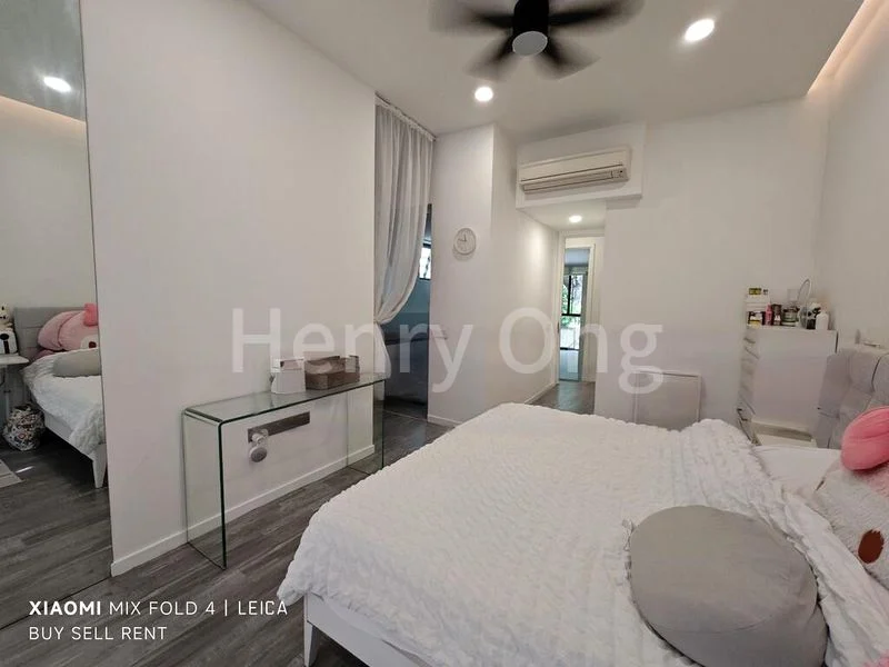 4 Bed Cluster House (Landed) for Sale in  Watercove - Image 1