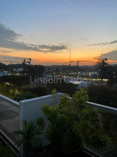 3 Bed Condo for Sale in  The Calrose - Image 3