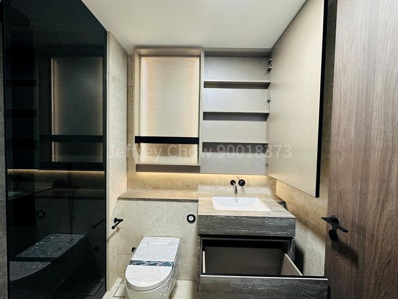 2 Bed Condo for Sale in  The Reef At King's Dock - Image 6