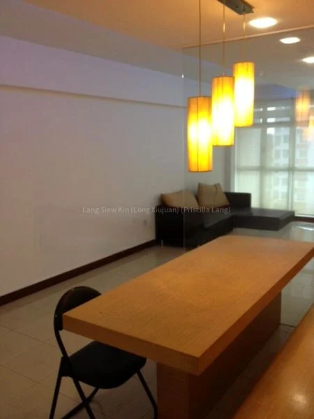 5 Room (5I) HDB for Rent in  412A Fernvale Link - Image 1