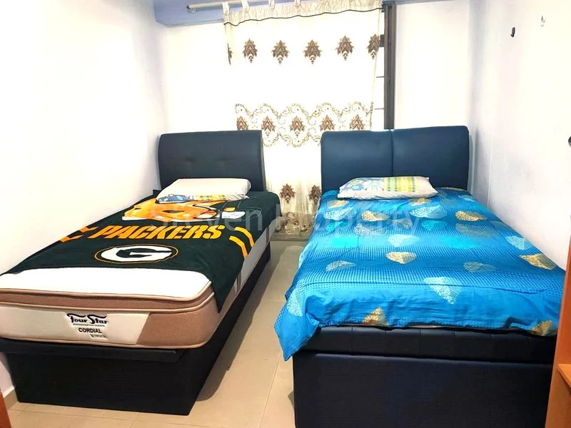 Common Room (HDB) for Rent in  275B Jurong West Street 25 - Image 1