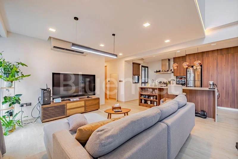 Premium HDB for Sale in 90 Dawson Road - Image 3