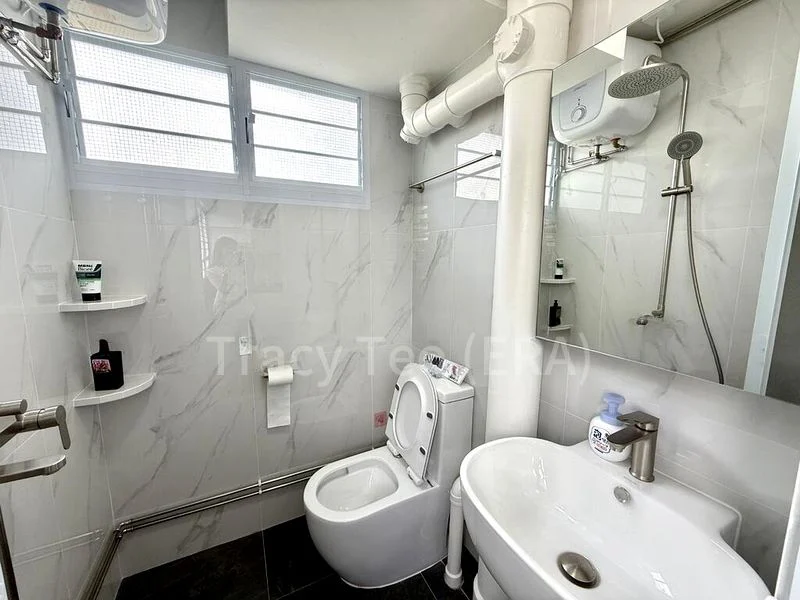 Common Room (HDB) for Rent in  438 Ang Mo Kio Avenue 10 - Image 8