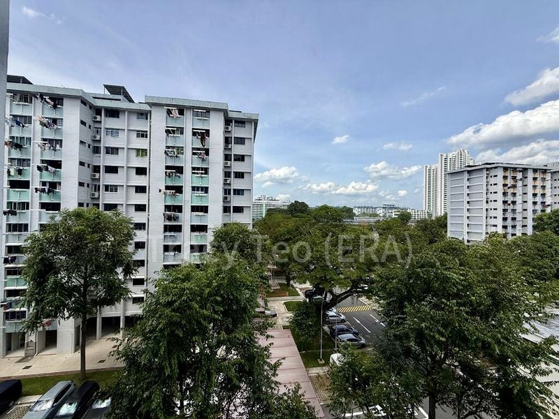 Common Room (HDB) for Rent in  438 Ang Mo Kio Avenue 10 - Image 5