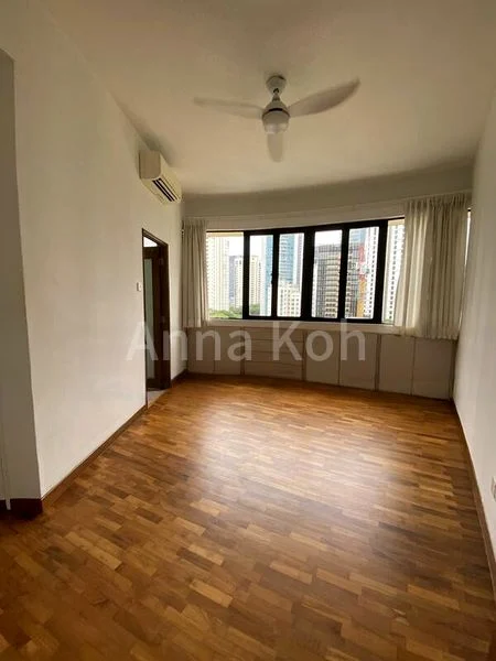 3 Bed Apartment (Condo) for Sale in  The Draycott - Image 2