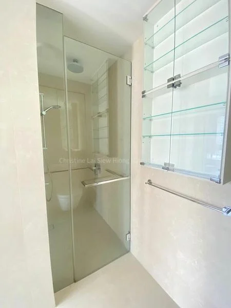 2 Bed Condo for Rent in  Echelon - Image 8
