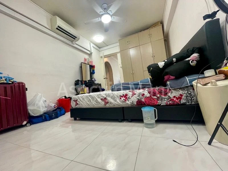 4 Room (4NG) HDB for Sale in  438 Ang Mo Kio Avenue 10 - Image 11