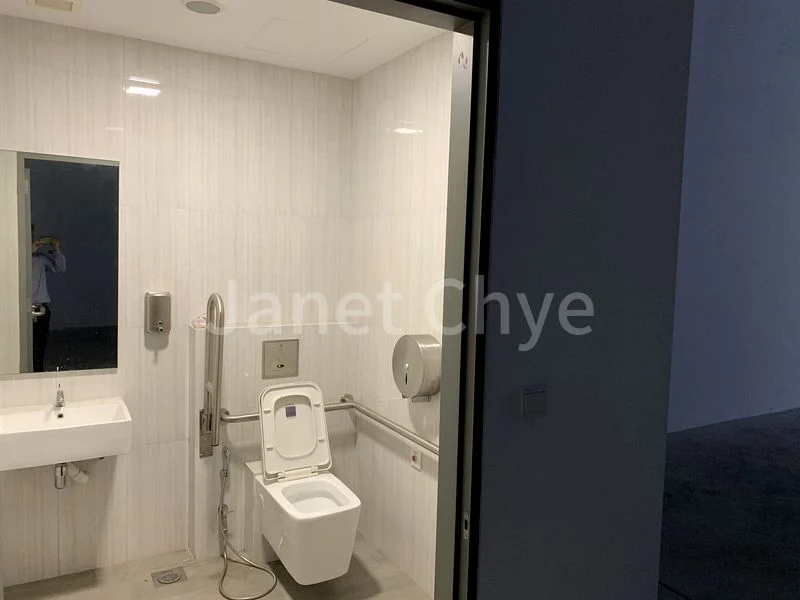 Light Industrial (B1) for Rent in  Nordcom One - Image 7