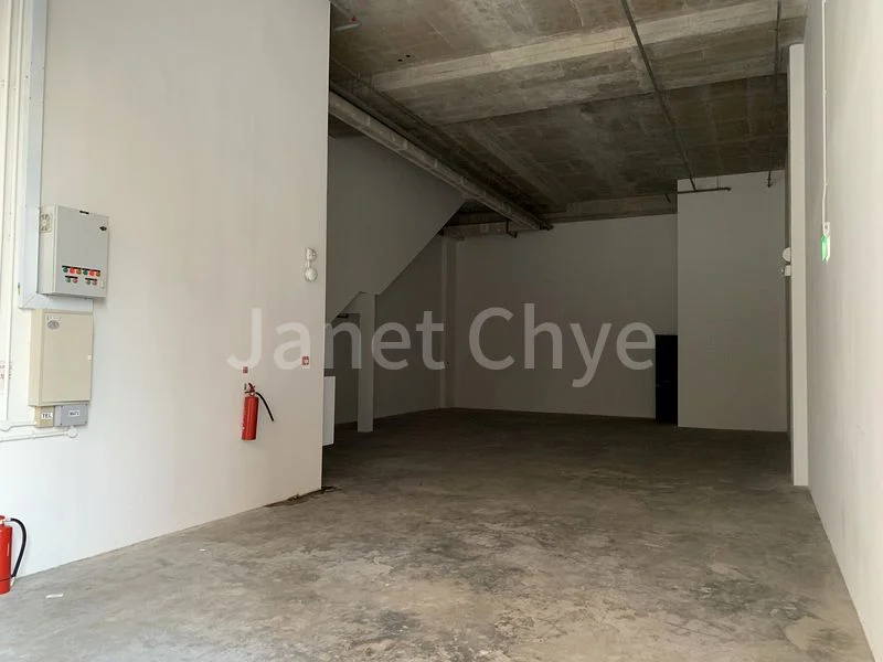 Light Industrial (B1) for Rent in  Nordcom One - Image 2