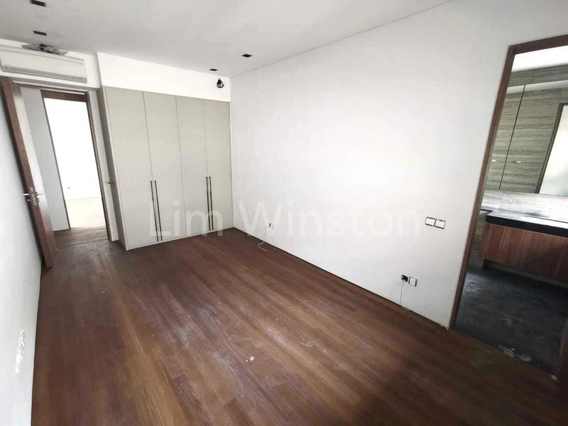 6 Bed Semi-Detached House (Landed) for Rent in  Chancery Lane - Image 11