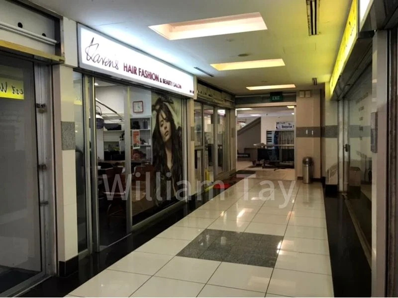 Shop / Shophouse for Rent: Roxy Square Shopping Centre - Image 2