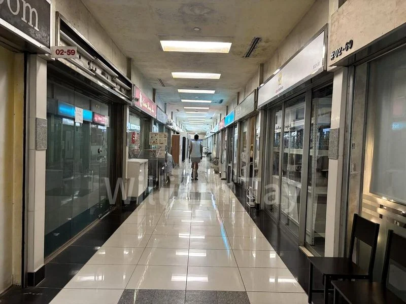 Shop / Shophouse for Rent: Roxy Square Shopping Centre - Image 1