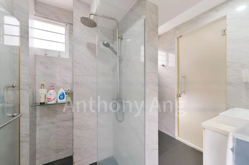 3 Room (3S) HDB for Sale in  110 Yishun Ring Road - Image 2
