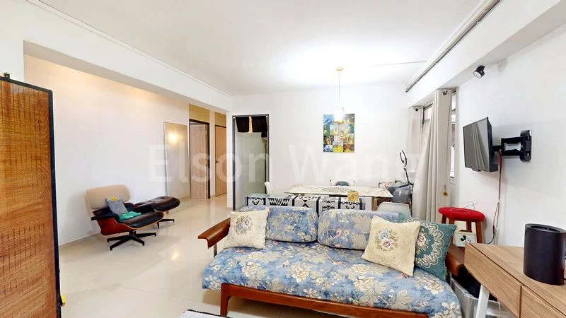 4 Room (4A) HDB for Sale in  898B Woodlands Drive 50 - Image 2