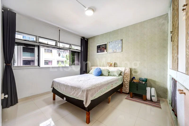 4 Room (4A) HDB for Sale in  898B Woodlands Drive 50 - Image 3