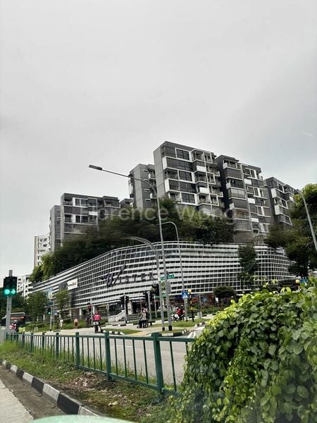 3 Bed Condo for Sale in  The Wisteria / Wisteria Mall - Image 5