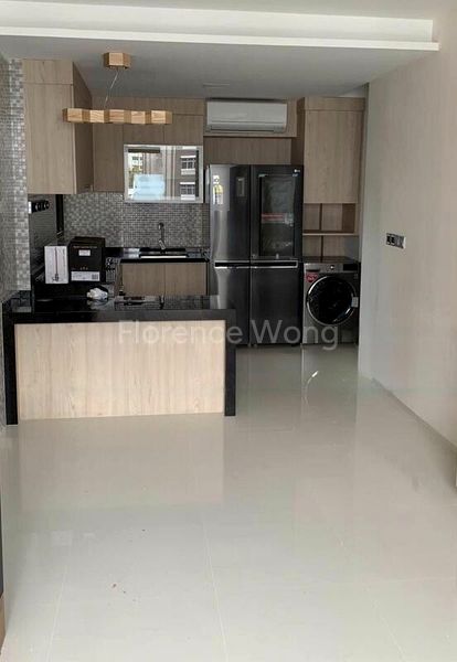 3 Bed Condo for Sale in  The Wisteria / Wisteria Mall - Image 16