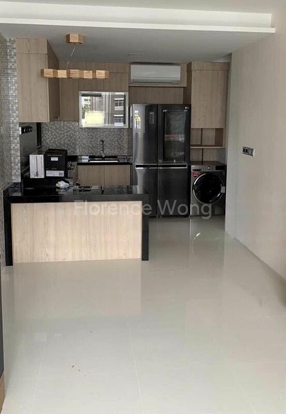 3 Bed Condo for Sale in  The Wisteria / Wisteria Mall - Image 17