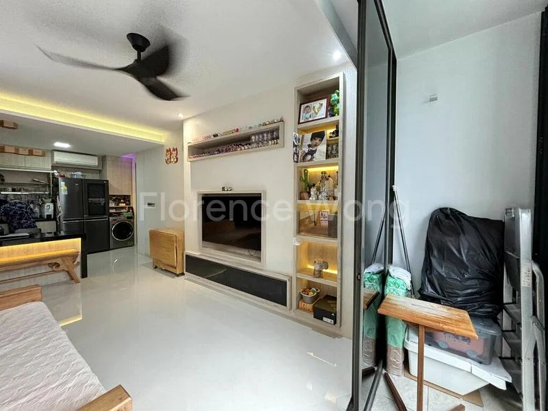 3 Bed Condo for Sale in  The Wisteria / Wisteria Mall - Image 9