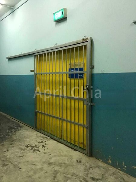 Light Industrial (B1) for Sale: Valiant Industrial Building - Image 6