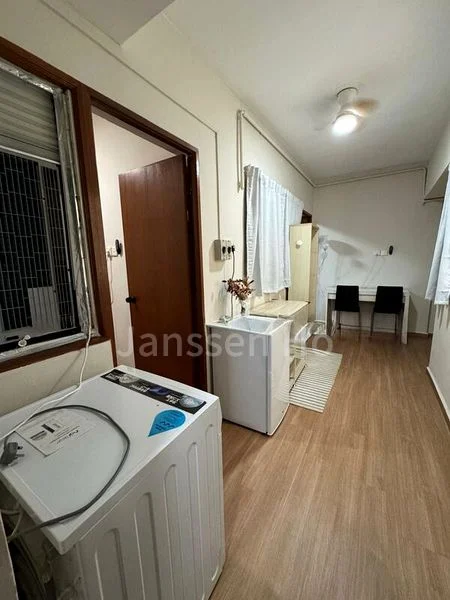 Common Room (Condo) for Rent in  Beauty World Centre - Image 6