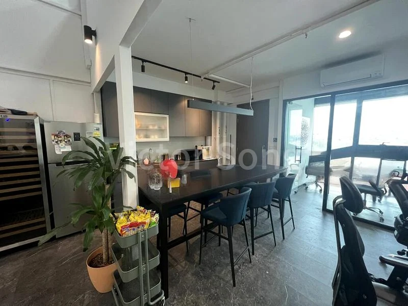 Light Industrial (B1) for Rent: M38, a prime industrial shop on Pioneer Road - Image 3