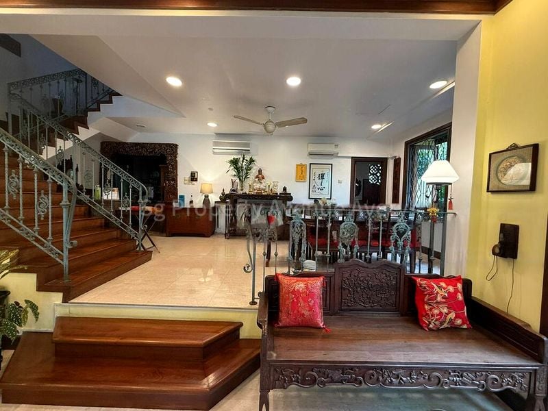 5 Bed Semi-Detached House (Landed) for Sale in  Pasir Ris Green - Image 3
