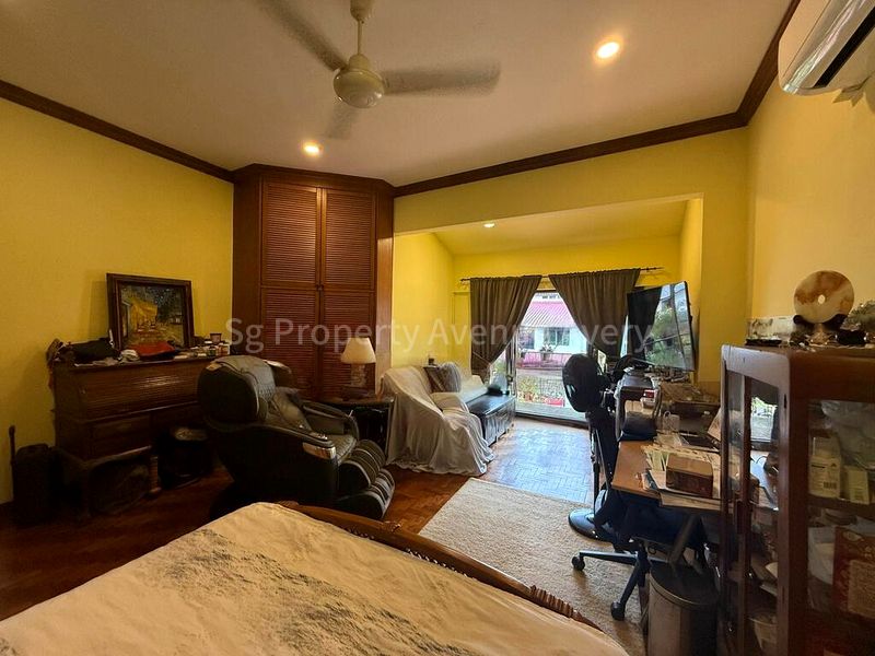 5 Bed Semi-Detached House (Landed) for Sale in  Pasir Ris Green - Image 9