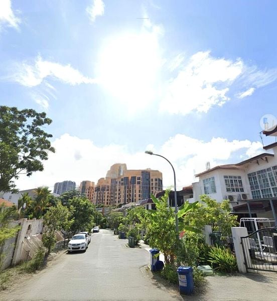 Other Retail for Rent: clover way - Image 1