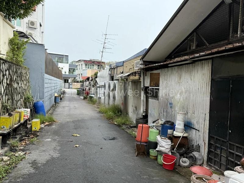 Shop / Shophouse for Sale: Jalan Kelulut - Image 2