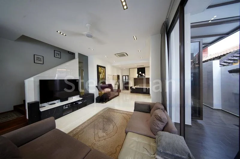 5 Bed Terraced House (Landed) for Sale in  Toh Estate - Image 1