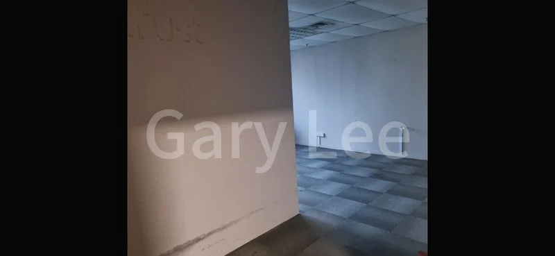 Office for Rent in  Thong Chai Building - Image 5