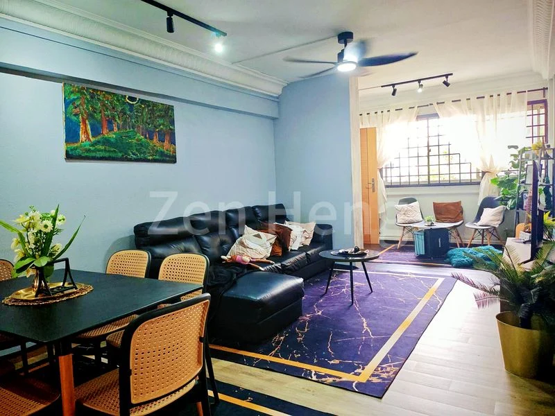 4 Room (4A) HDB for Sale in  661 Hougang Avenue 4 - Image 2