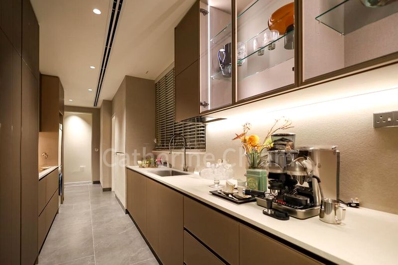 5 Bed Condo for Sale in  Asia Square Towers - Image 5