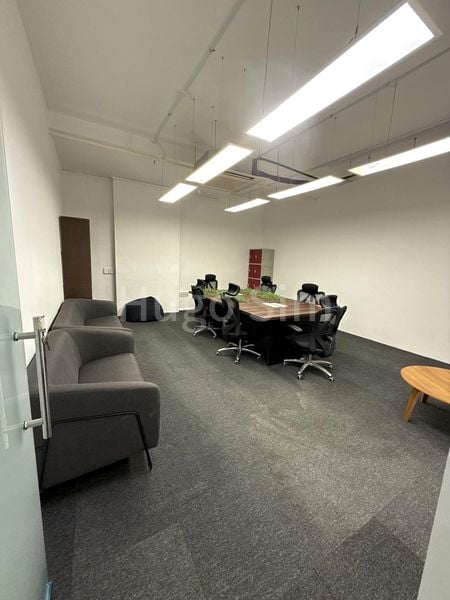 Light Industrial (B1) for Rent in Vertex - Image 1