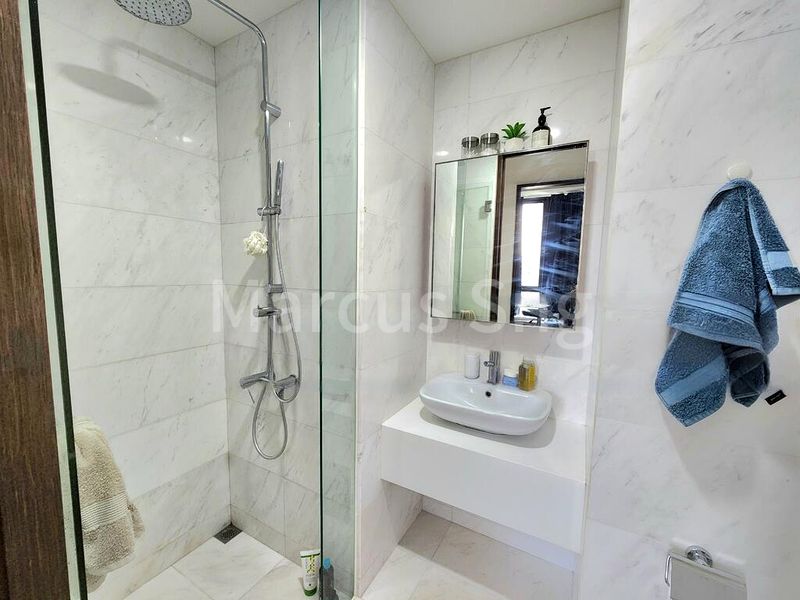 2 Bed Condo for Sale in  Fulcrum - Image 6