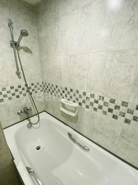 1 Bed Apartment (Condo) for Rent in  UE Square - Image 6