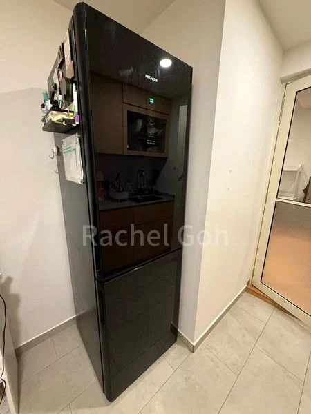 Master Room (Condo) for Rent in Global Ville - Image 1